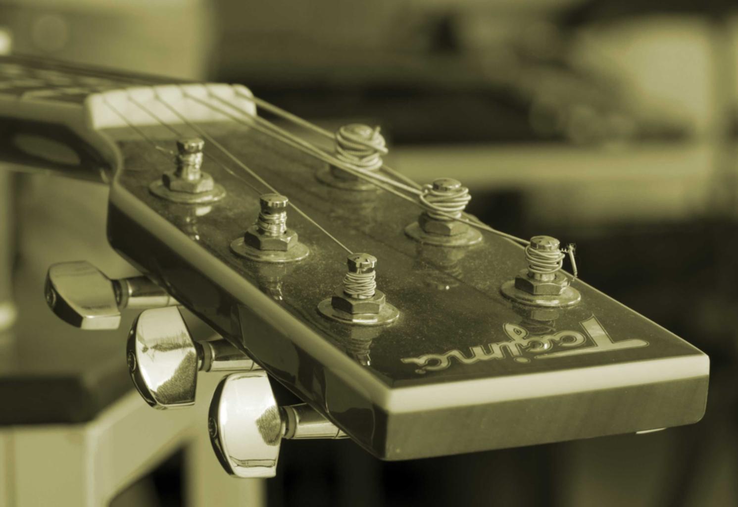 支付宝号买卖：实名账号与在线教育的联系